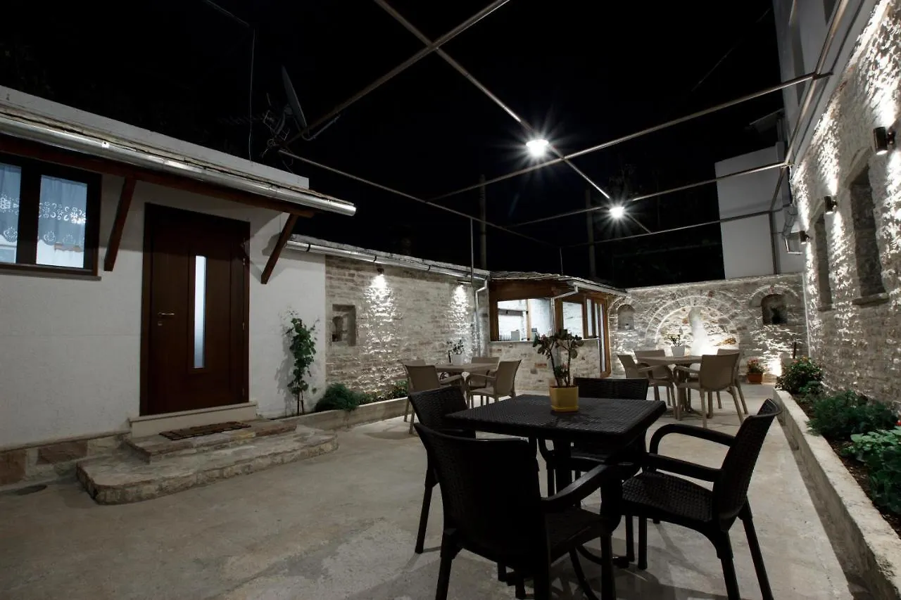 Guesthouse Cani Gjirokaster 0*,  Albania